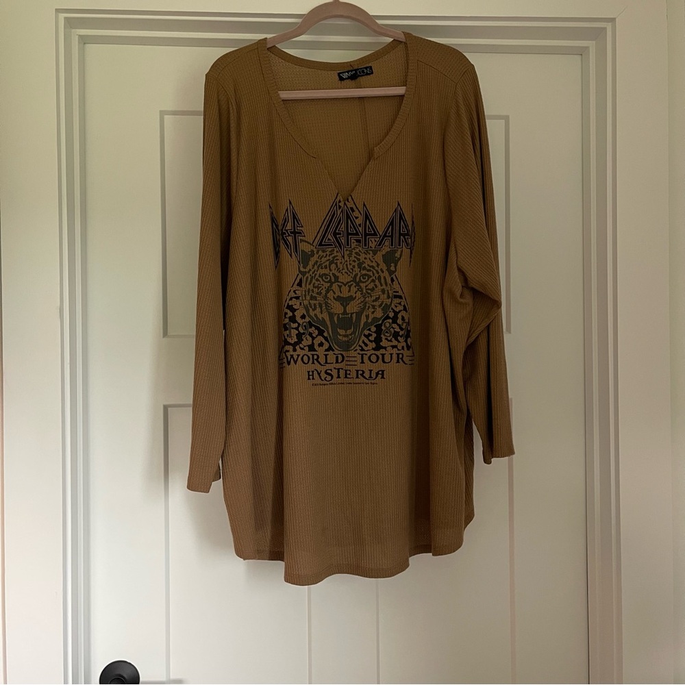 Waffle Knit Tan Torrid Def Leppard Size 6
